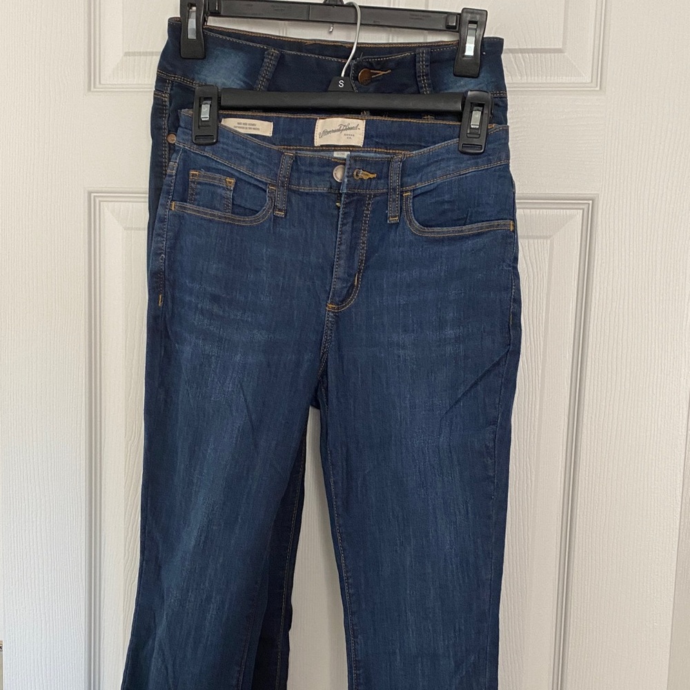Bundle of women jeans.